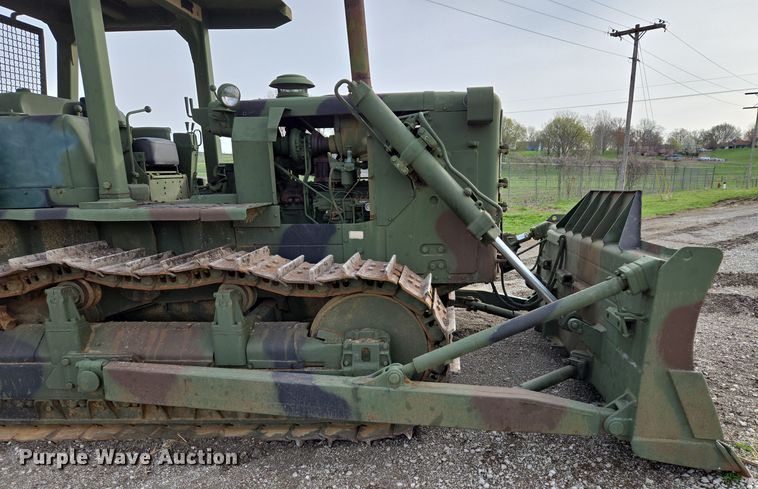 image for item EQ6956 1973 Caterpillar D7F dozer