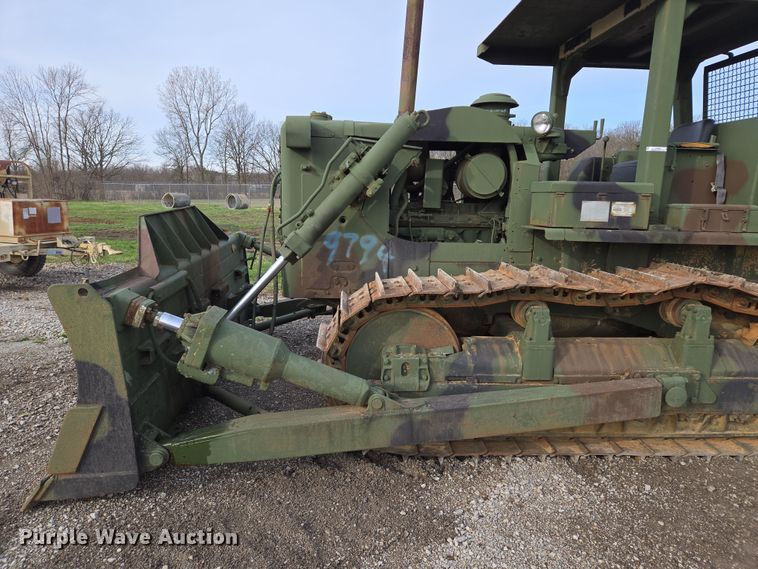 image for item EQ6956 1973 Caterpillar D7F dozer