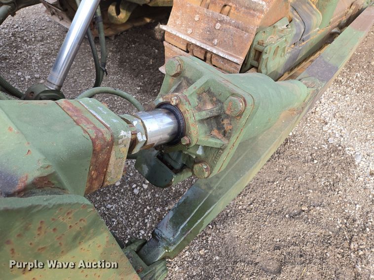 image for item EQ6956 1973 Caterpillar D7F dozer