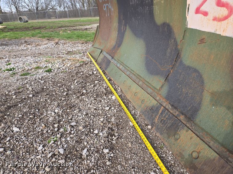 image for item EQ6956 1973 Caterpillar D7F dozer