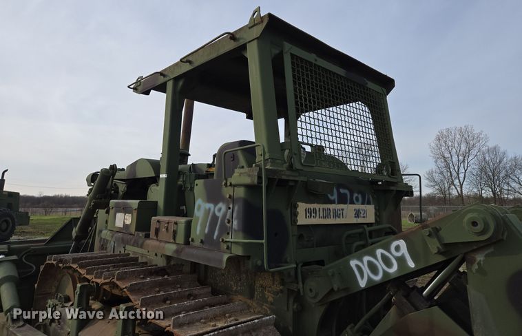 image for item EQ6956 1973 Caterpillar D7F dozer