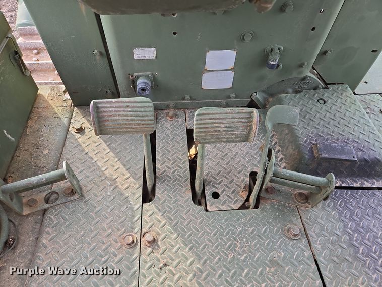 image for item EQ6956 1973 Caterpillar D7F dozer