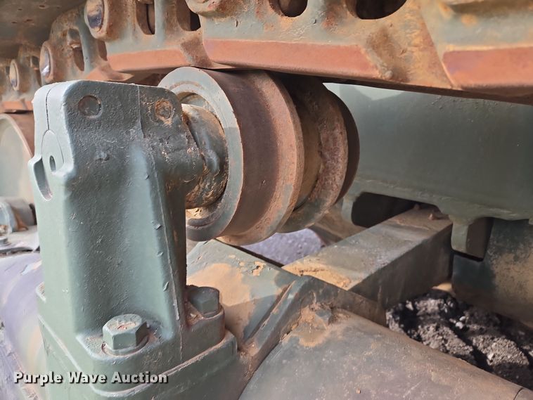 image for item EQ6956 1973 Caterpillar D7F dozer