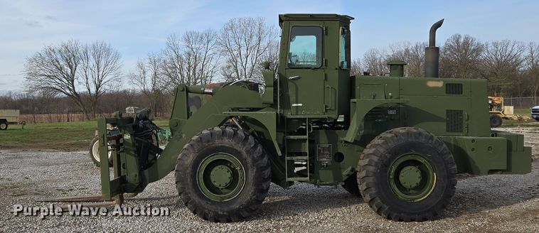 image for item EQ6957 1984 International M10A wheel loader