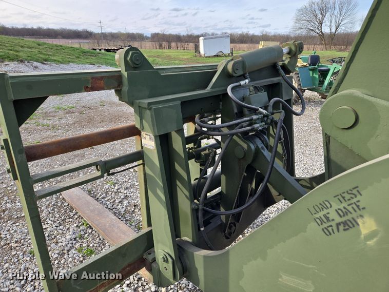 image for item EQ6957 1984 International M10A wheel loader