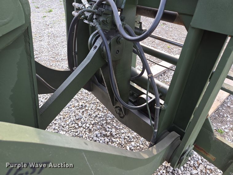 image for item EQ6957 1984 International M10A wheel loader