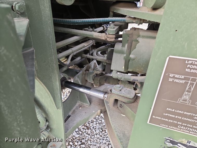 image for item EQ6957 1984 International M10A wheel loader