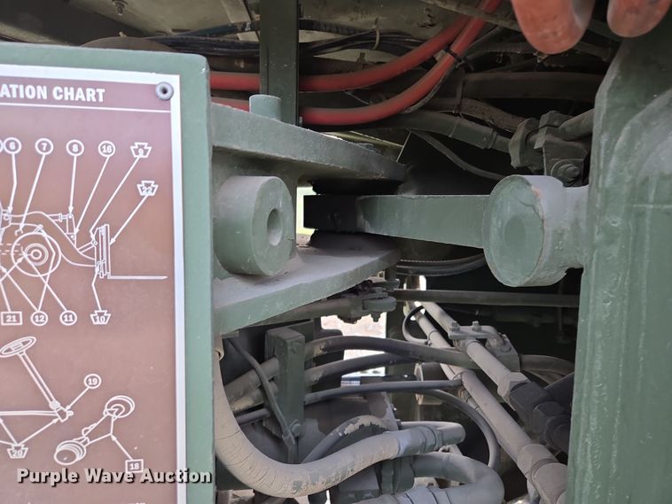 image for item EQ6957 1984 International M10A wheel loader