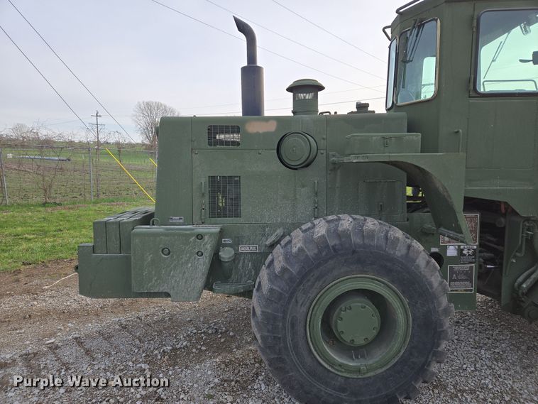 image for item EQ6957 1984 International M10A wheel loader