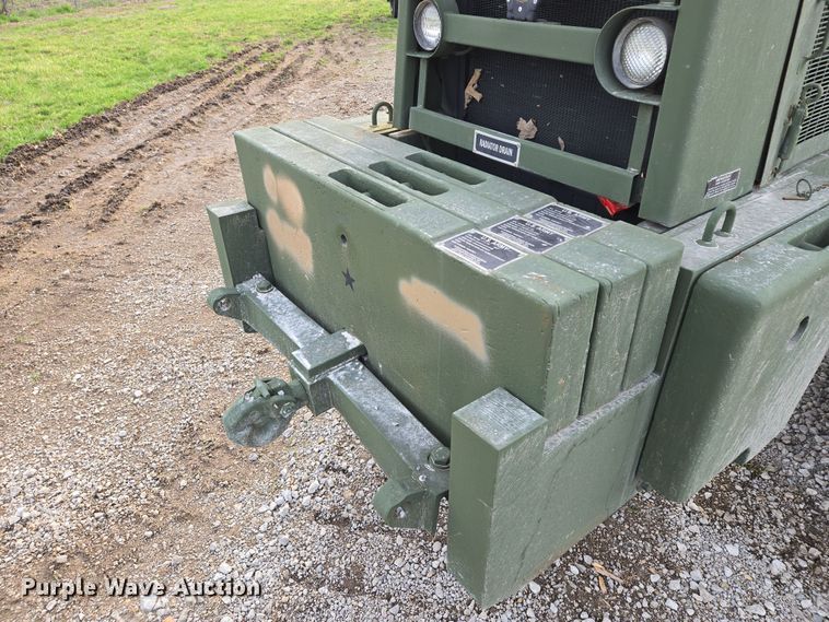 image for item EQ6957 1984 International M10A wheel loader