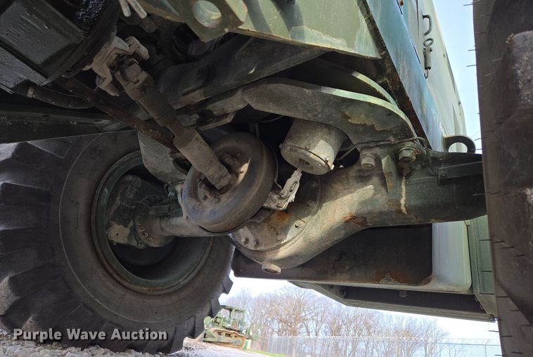 image for item EQ6957 1984 International M10A wheel loader