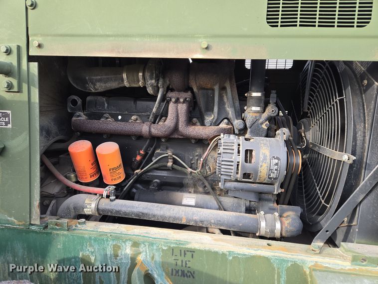 image for item EQ6957 1984 International M10A wheel loader