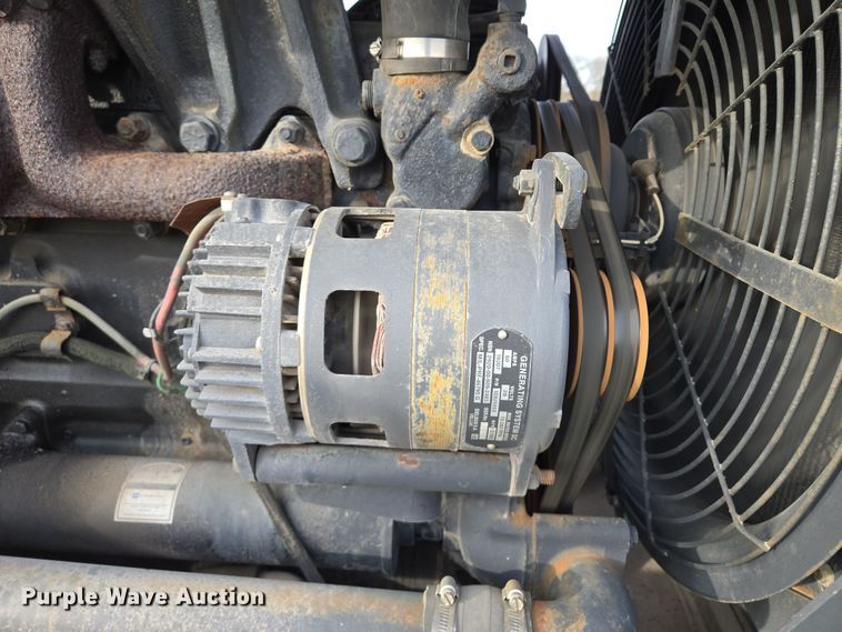 image for item EQ6957 1984 International M10A wheel loader