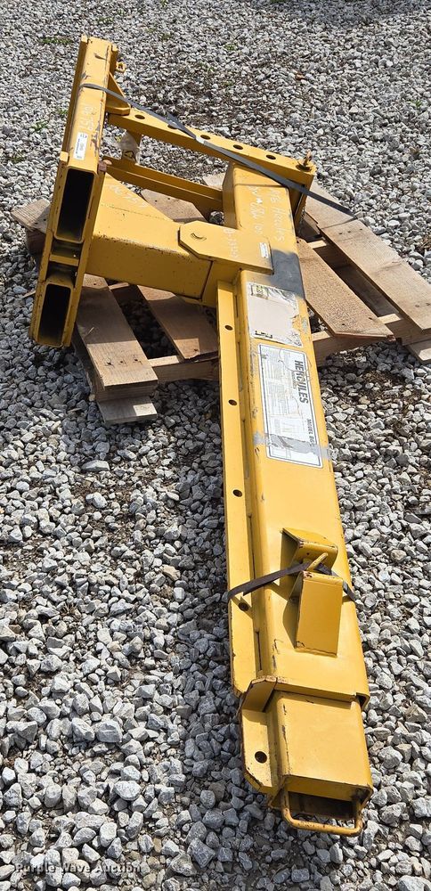 image for item EQ6959 Hercules  B6-64P forklift boom