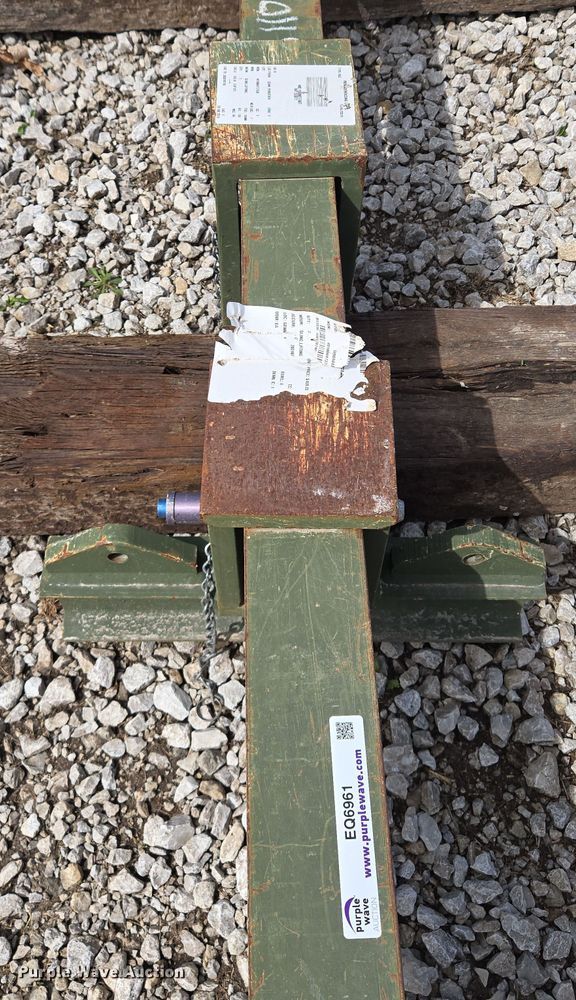 image for item EQ6961 Spreader bar