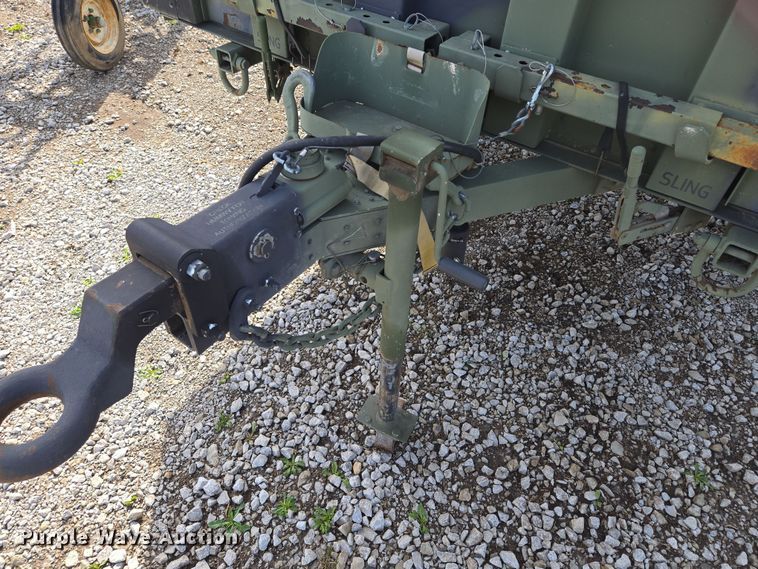 image for item EQ6963 2010 Utility trailer