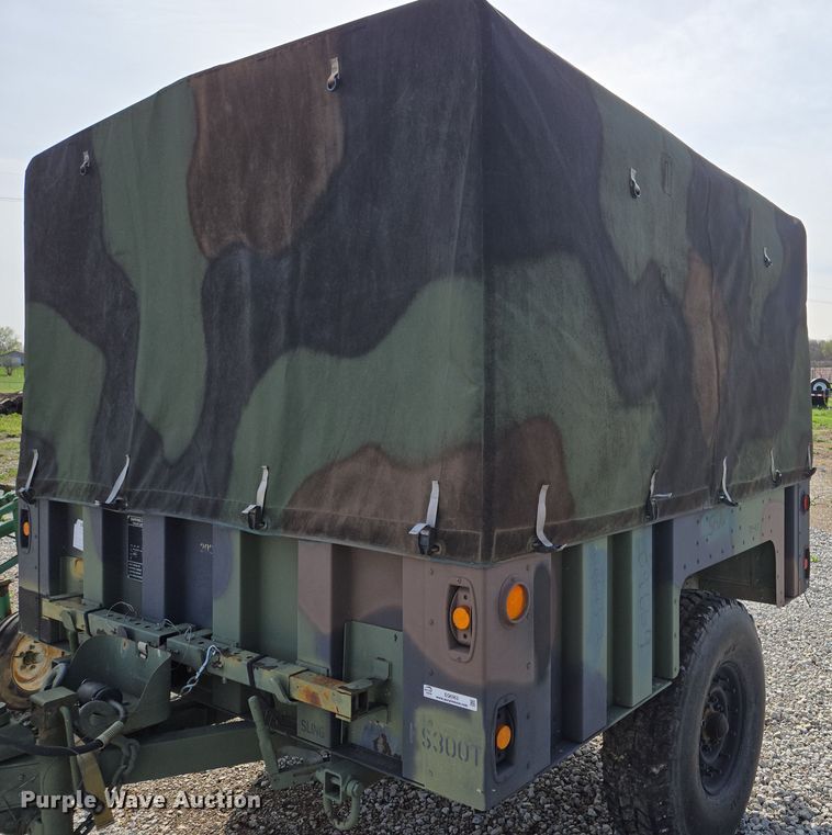 image for item EQ6963 2010 Utility trailer