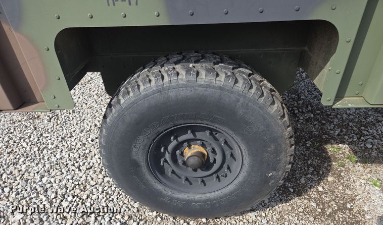 image for item EQ6963 2010 Utility trailer