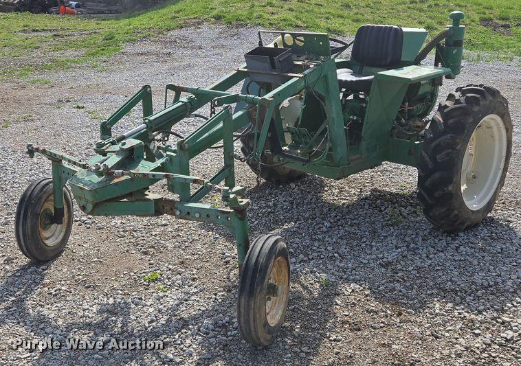 image for item EQ6964 Carter tractor