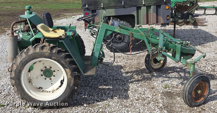 image for item EQ6964 Carter tractor