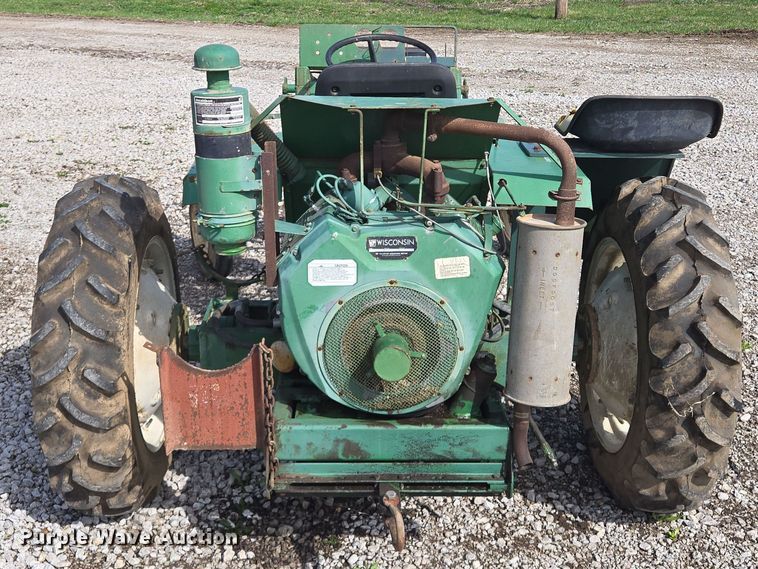 image for item EQ6964 Carter tractor