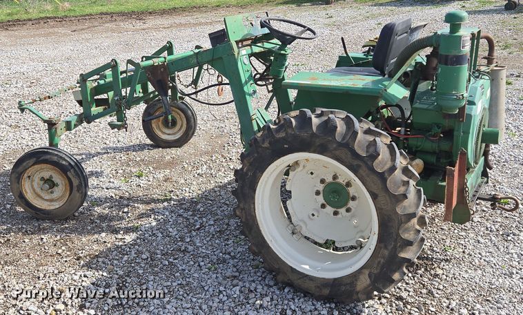 image for item EQ6964 Carter tractor