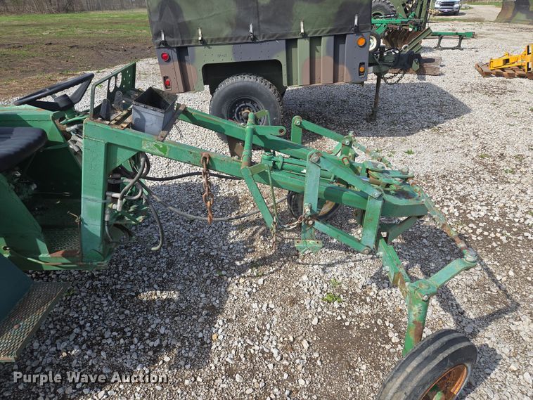 image for item EQ6964 Carter tractor
