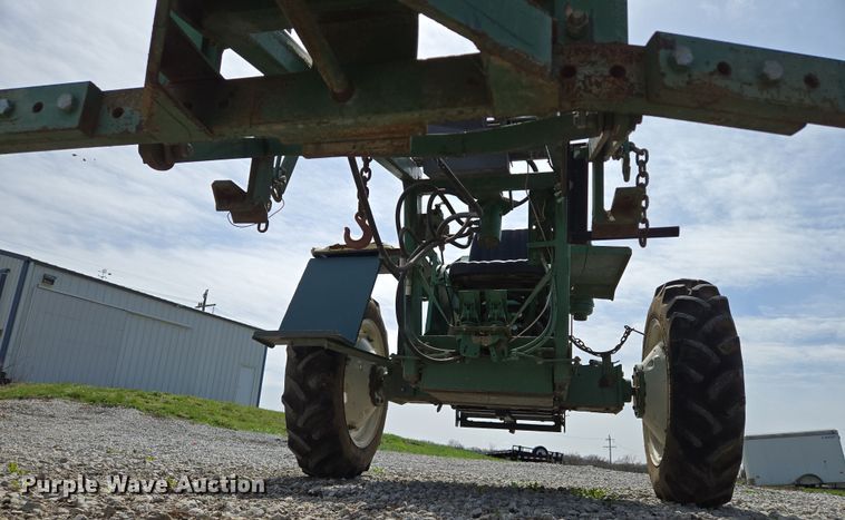 image for item EQ6964 Carter tractor