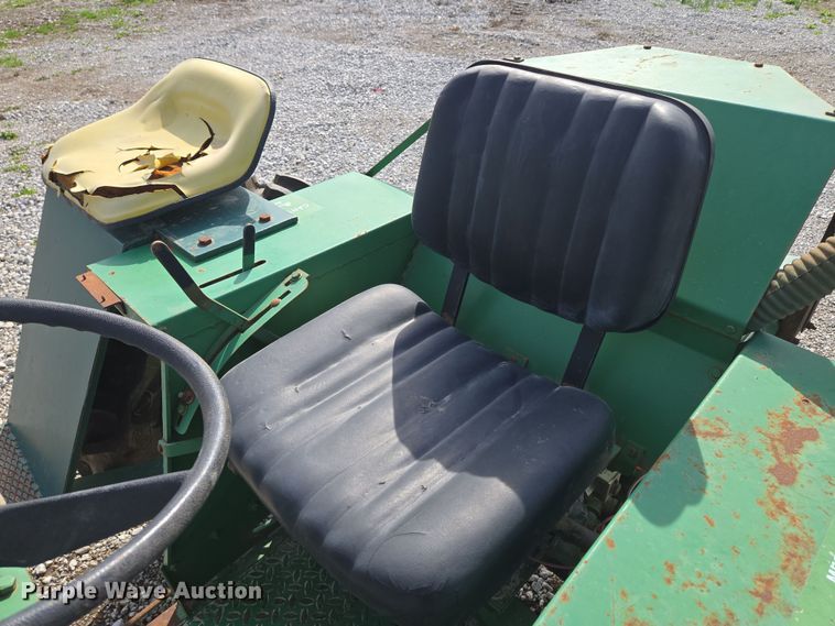 image for item EQ6964 Carter tractor