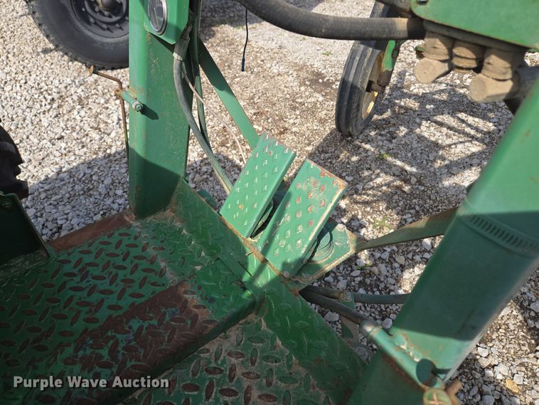 image for item EQ6964 Carter tractor