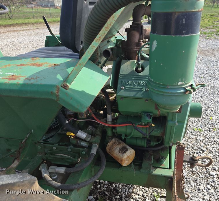 image for item EQ6964 Carter tractor