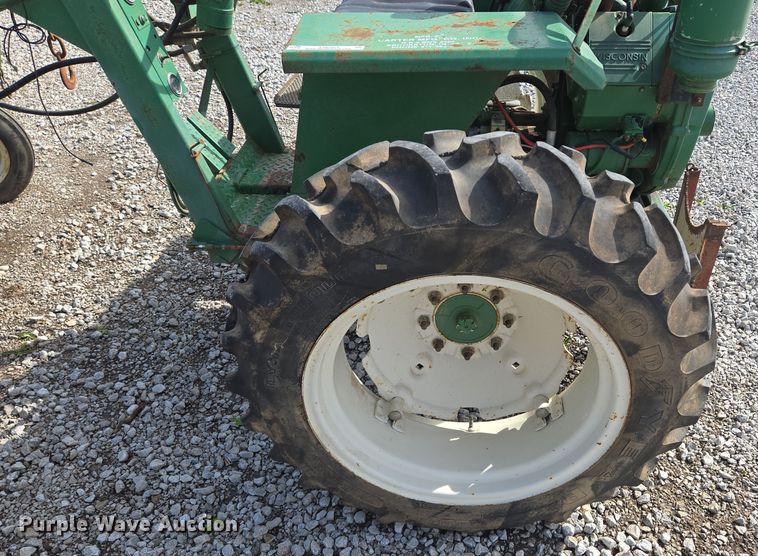 image for item EQ6964 Carter tractor