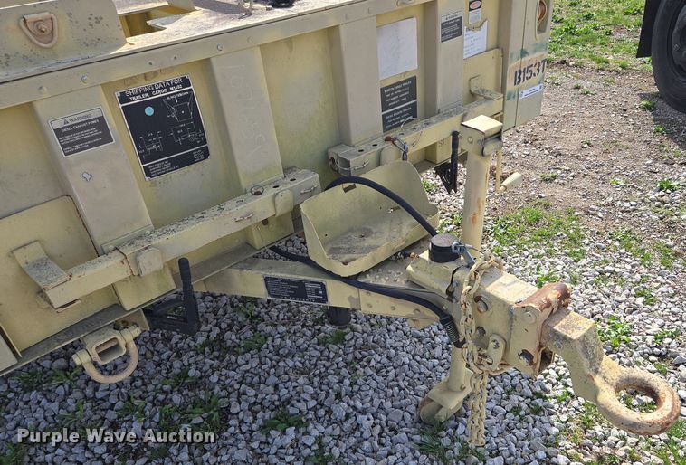 image for item EQ6966 2006 Utility trailer