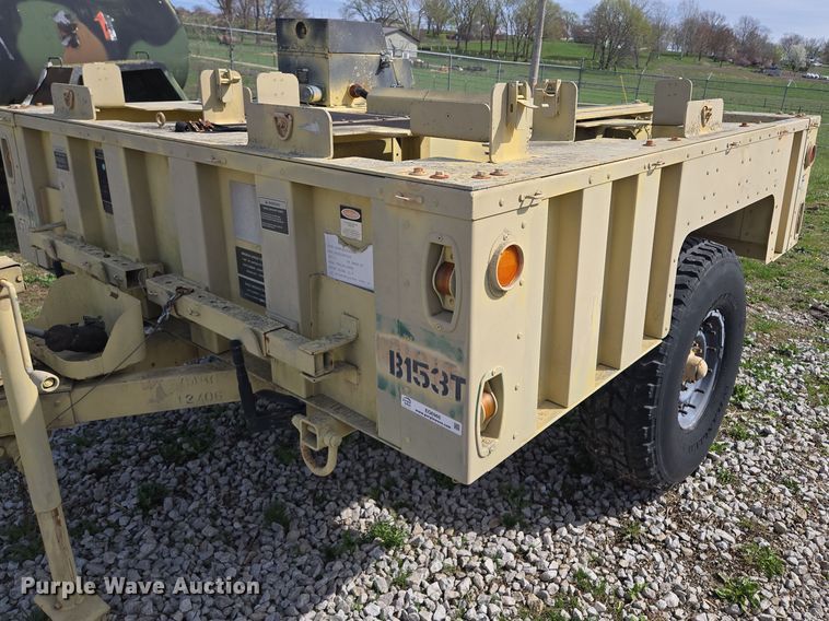 image for item EQ6966 2006 Utility trailer