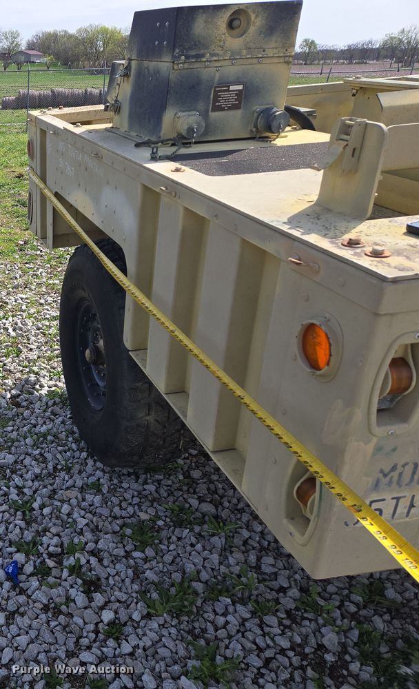 image for item EQ6966 2006 Utility trailer