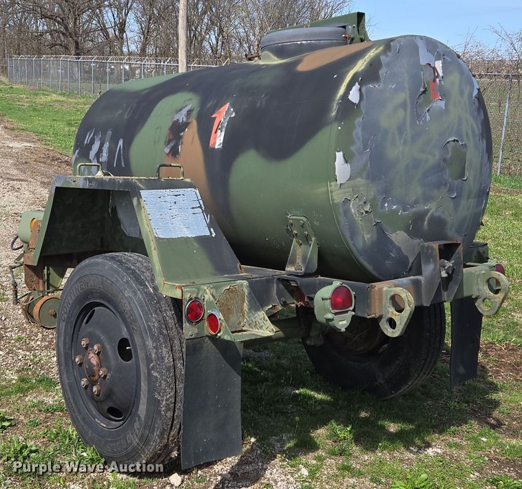 image for item EQ6967 1991 Tank trailer 