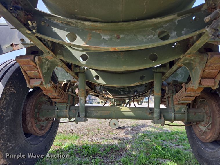 image for item EQ6967 1991 Tank trailer 