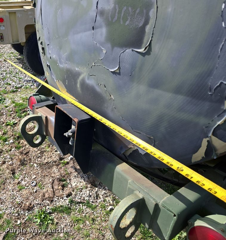 image for item EQ6967 1991 Tank trailer 