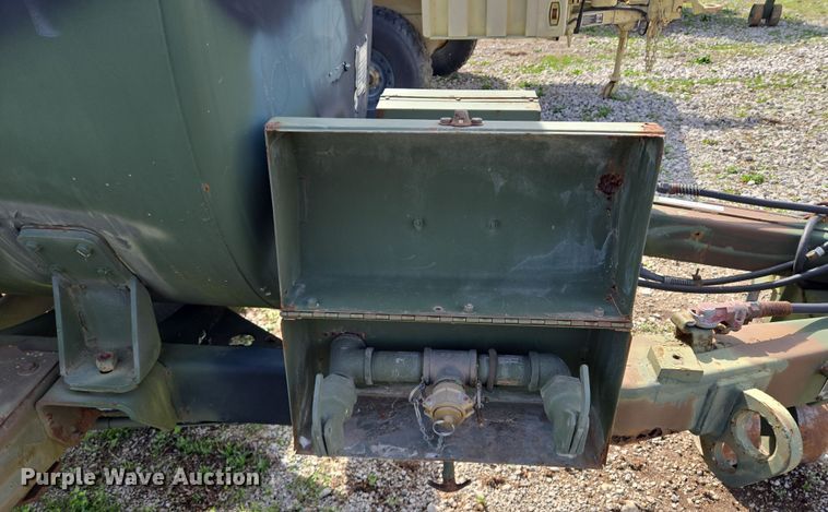 image for item EQ6967 1991 Tank trailer 