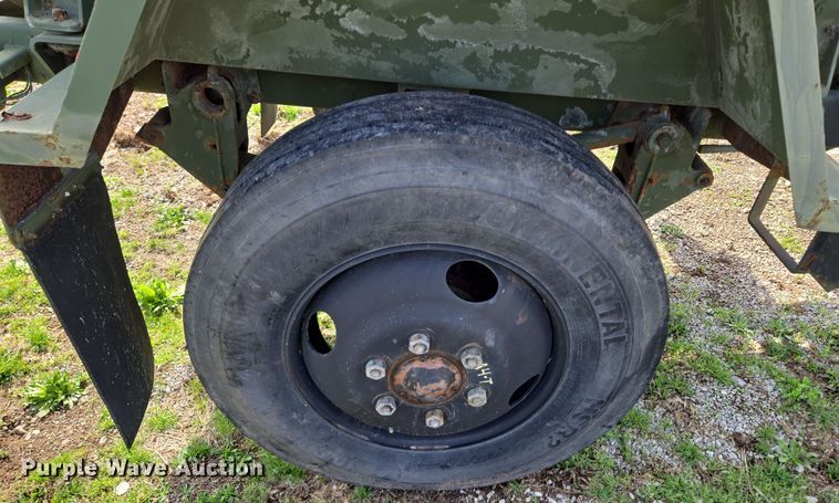 image for item EQ6967 1991 Tank trailer 