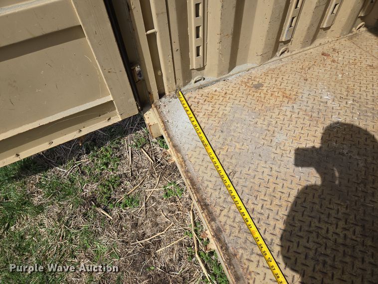 image for item EQ6969 Shipping container 