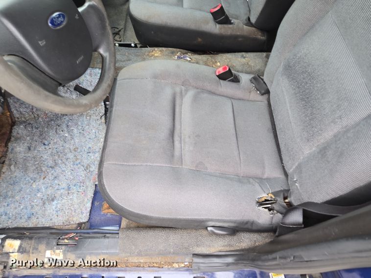 image for item EQ6972 2010 Ford Crown Victoria Police Interceptor  