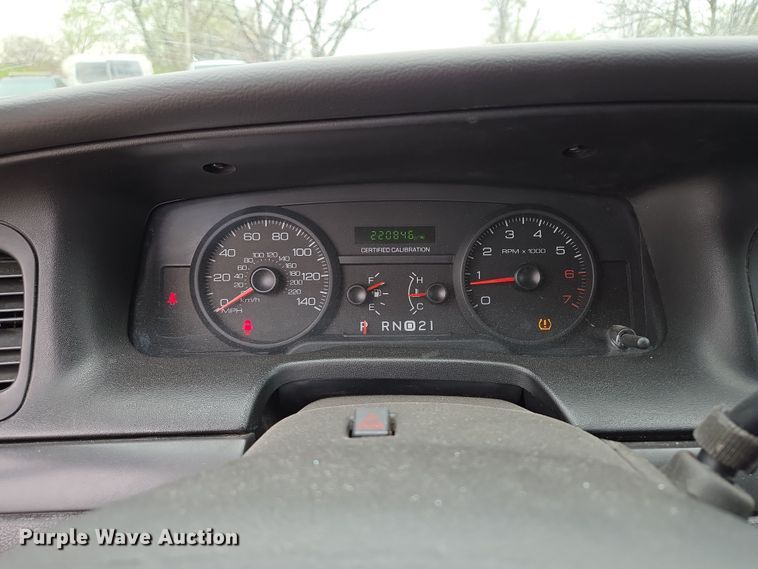 image for item EQ6972 2010 Ford Crown Victoria Police Interceptor  