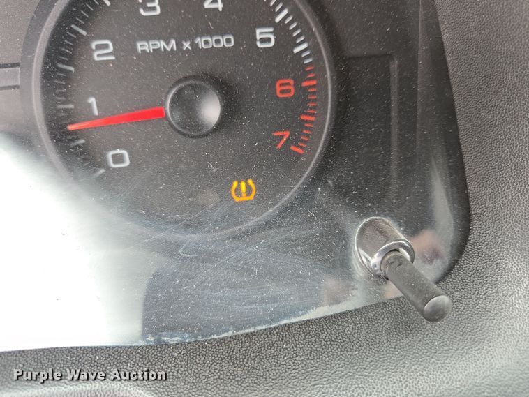 image for item EQ6972 2010 Ford Crown Victoria Police Interceptor  