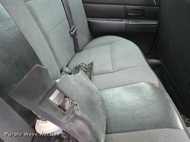 image for item EQ6972 2010 Ford Crown Victoria Police Interceptor  