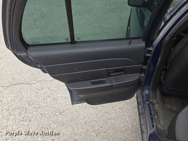 image for item EQ6972 2010 Ford Crown Victoria Police Interceptor  