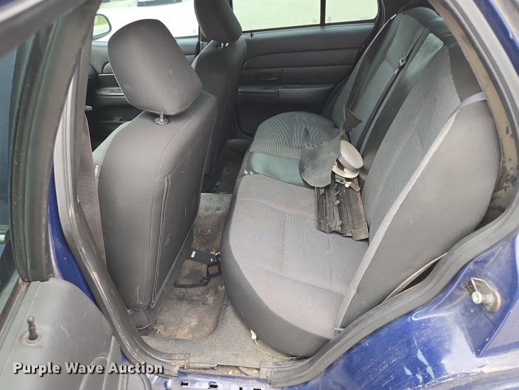 image for item EQ6972 2010 Ford Crown Victoria Police Interceptor  