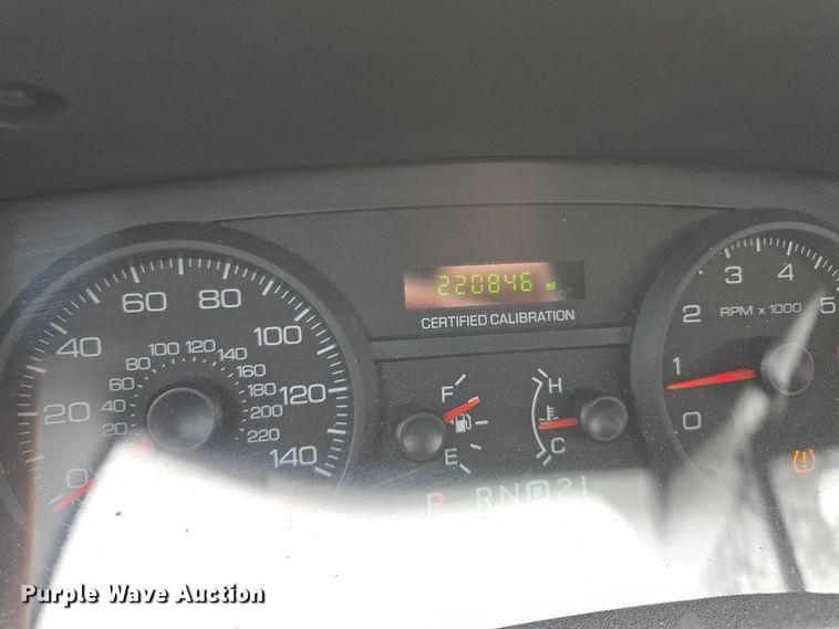 image for item EQ6972 2010 Ford Crown Victoria Police Interceptor  