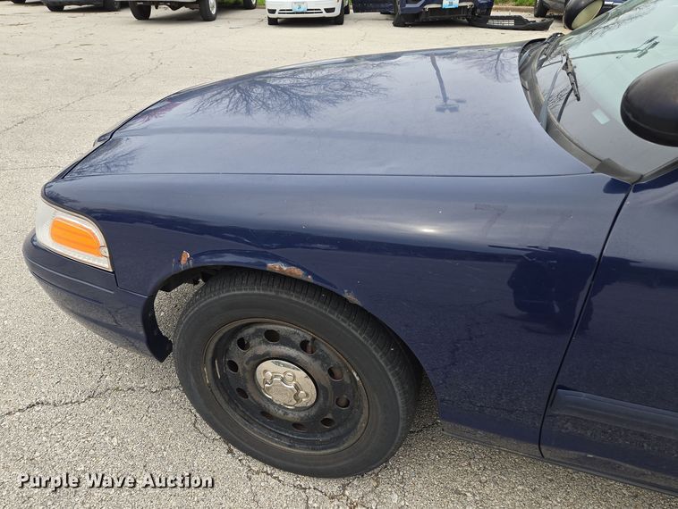 image for item EQ6973 2009 Ford  Crown Victoria Police Interceptor 