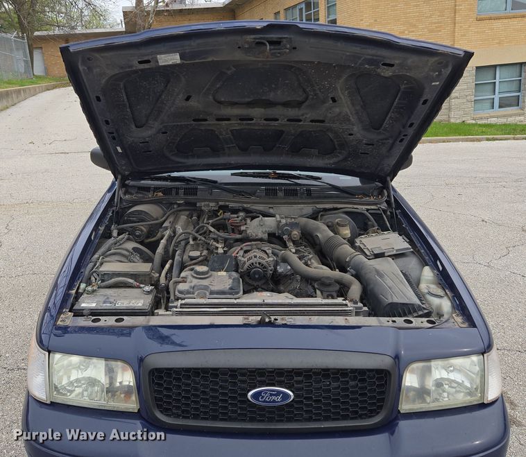image for item EQ6973 2009 Ford  Crown Victoria Police Interceptor 